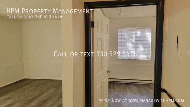 Building Photo - 417 Sherman St