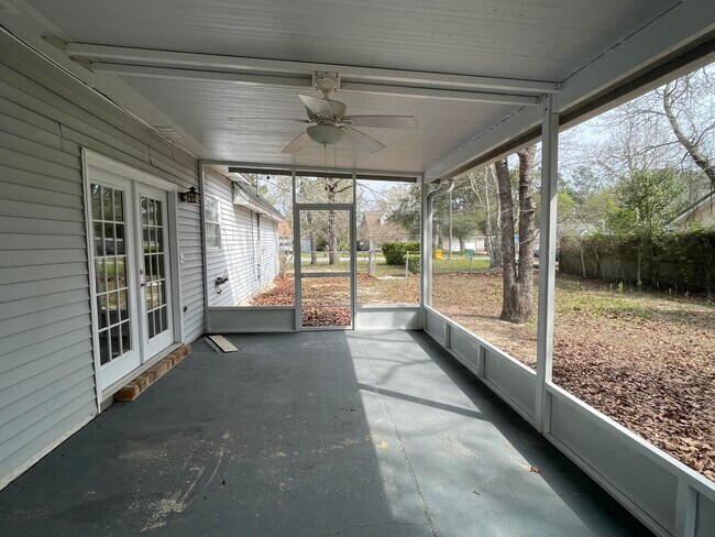 Building Photo - 3350 Shoal Creek Cove