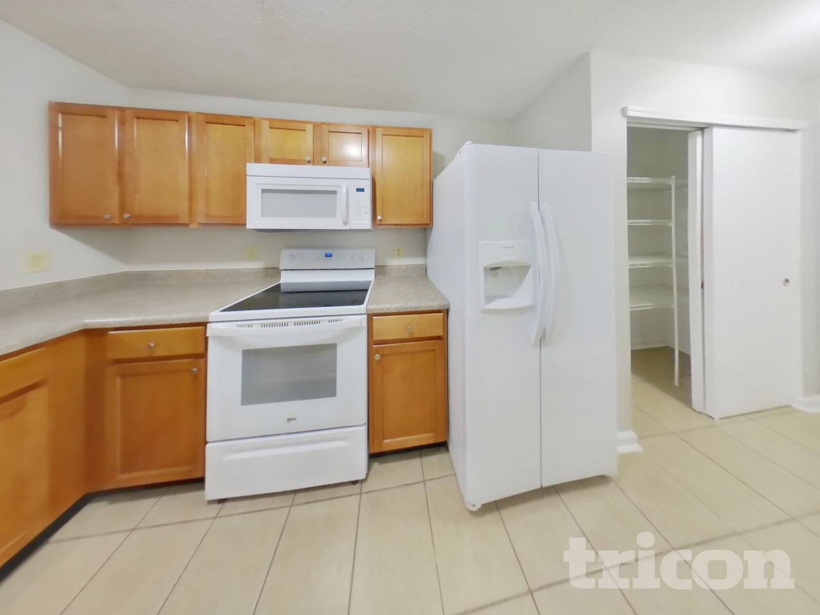 Building Photo - 1296 Edgewater Dr