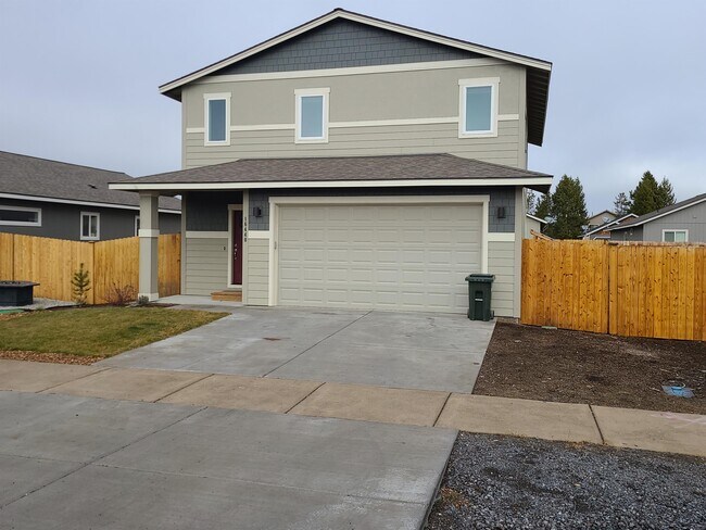 Building Photo - 16440 Bassett Rd