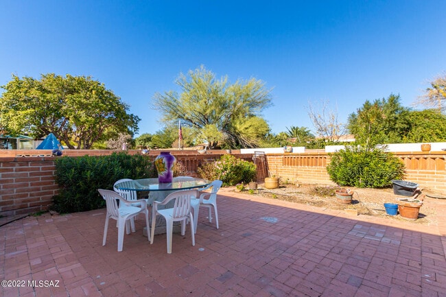 Building Photo - 434 S Vista Del Rio