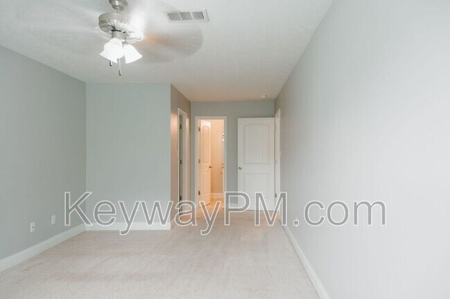 Building Photo - 1011 Coveside Trl