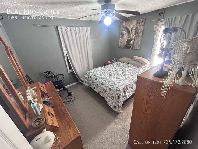 Building Photo - 15885 Beaverland St