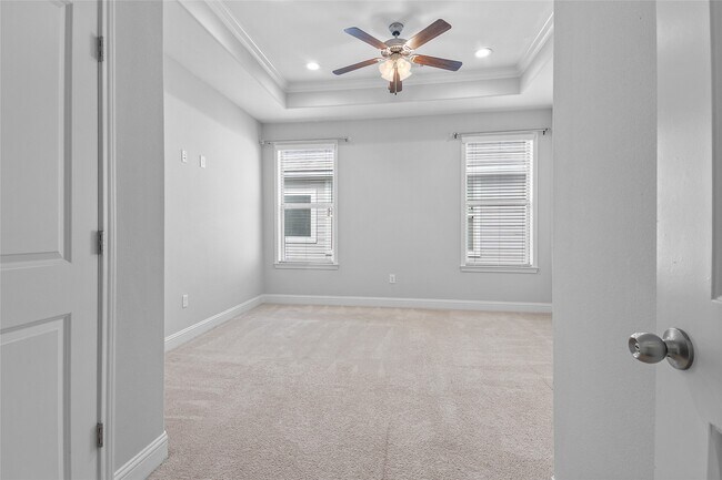 Building Photo - 7705 Shannon Dr