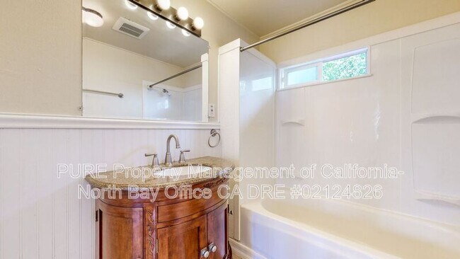 Building Photo - 3125 Hoen Ave