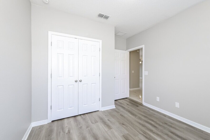 Building Photo - 4656 Marcos Cir