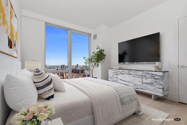 Building Photo - 1 bedroom in New York NY 10002