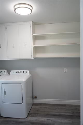 Building Photo - 2902 Stratford Ct