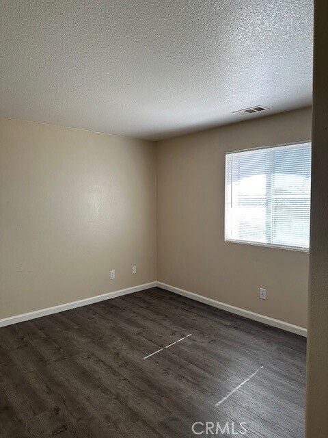 Building Photo - 12364 Freeport Dr