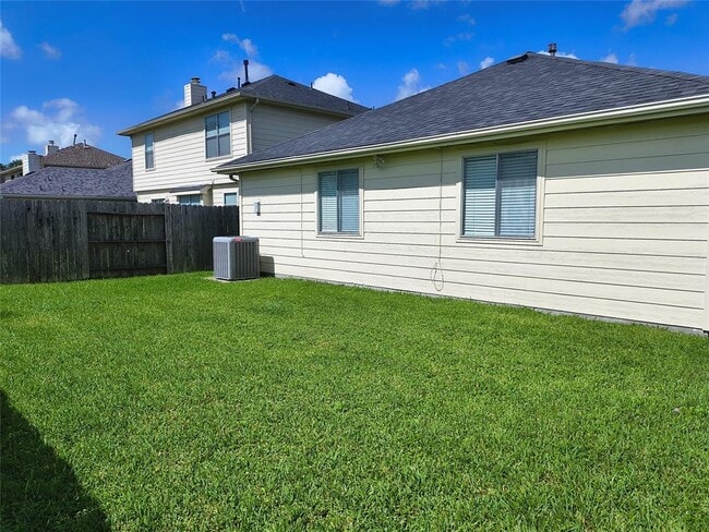 Building Photo - 11723 Berry Meadow Dr