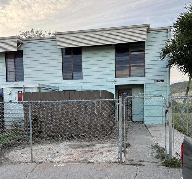 Building Photo - 87-213-213 Helelua St