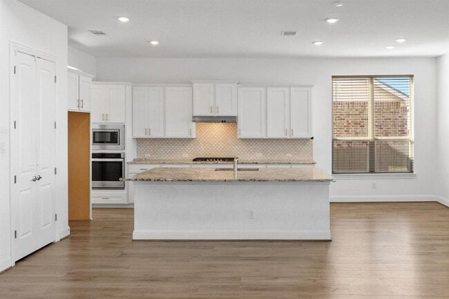 Building Photo - 18116 Leccion Dr