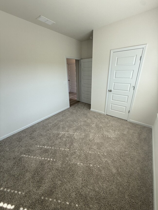 Building Photo - 184 Fair Oak Ln