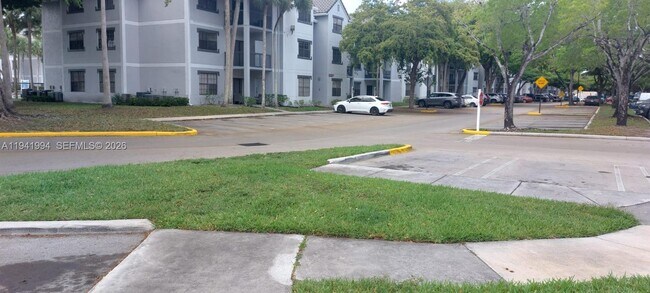 Building Photo - 11225 W Atlantic Blvd