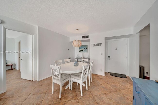 Building Photo - 531 N Ocean Blvd