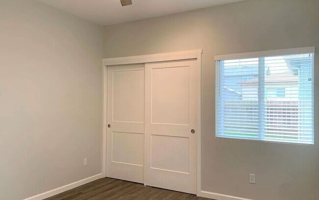Building Photo - Imperial Beach 2 bed/2 bath home