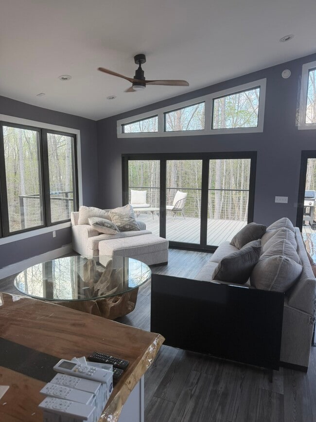 Building Photo - Keysville 2 Bedroom