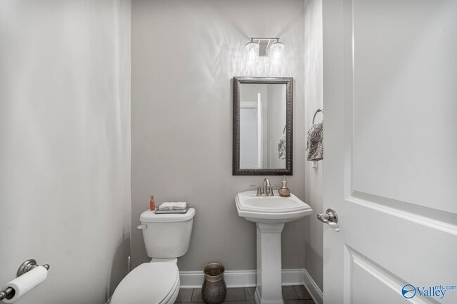 Building Photo - 9434 Crysillas Dr