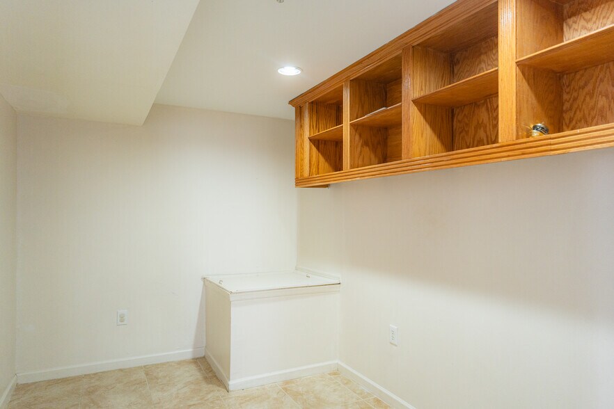 Building Photo - 1111 Merganser Ct