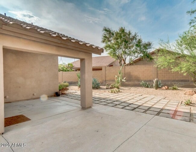 Building Photo - 10270 E Blanche Dr