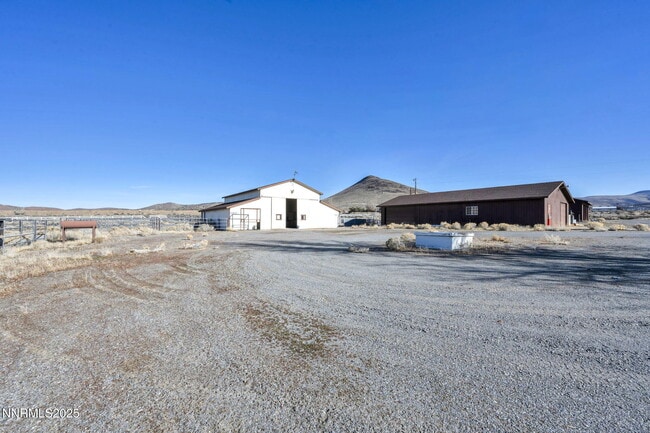 Building Photo - 430 Calle De La Plata