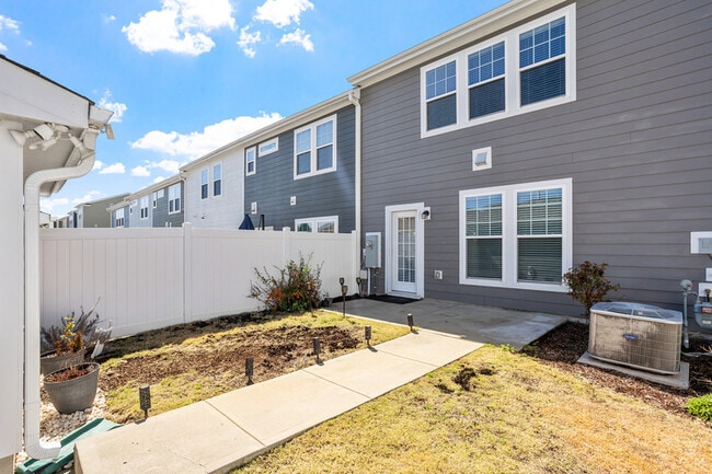 Building Photo - 6512 Perry Creek Rd