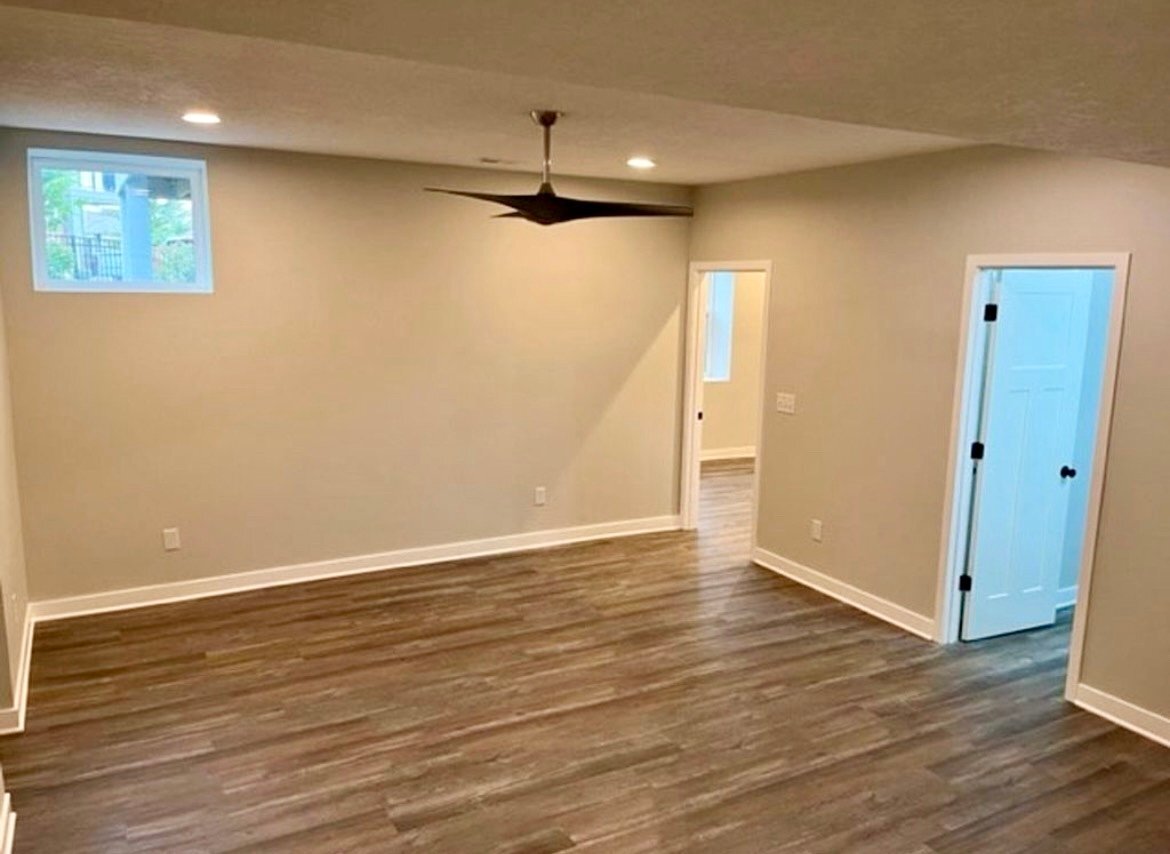 Building Photo - 6942 W 162nd Ct