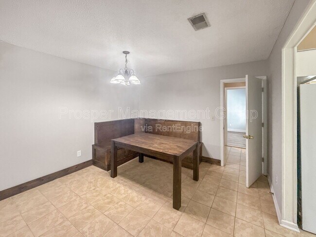 Building Photo - 8108 Halifax Way