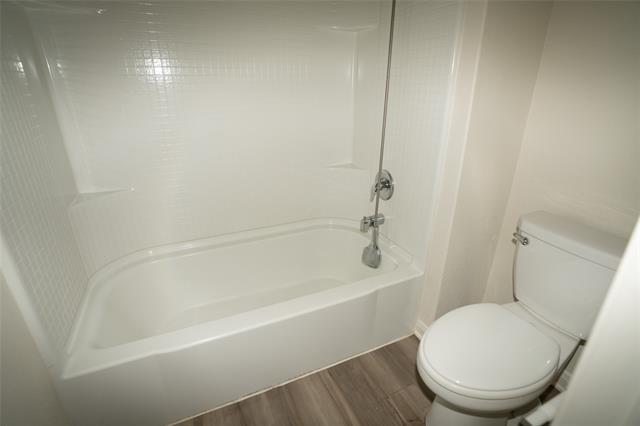 Building Photo - 107 Bluebonnet Dr