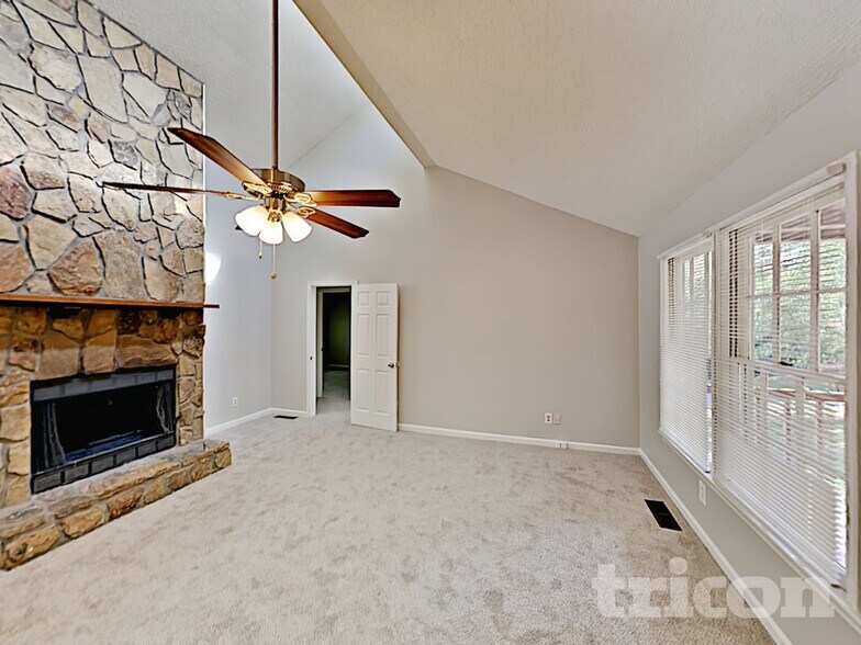 Building Photo - 5272 Ferry Creek Ln