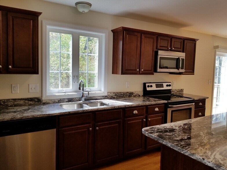 Kitchen - 50 Top St