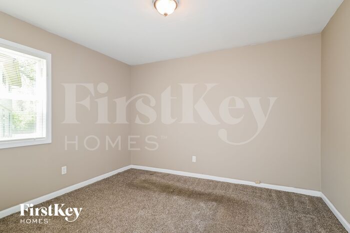 Building Photo - 2787 Dawnview Dr