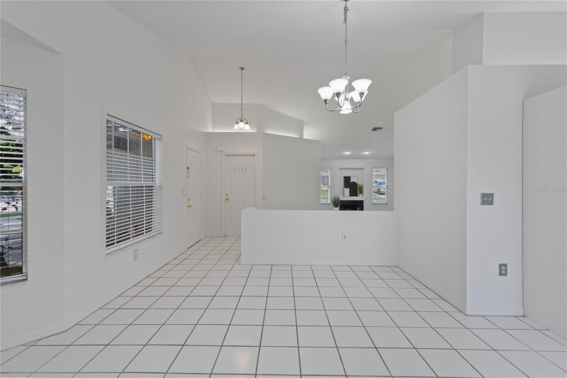 Building Photo - 5116 Plantation Dr