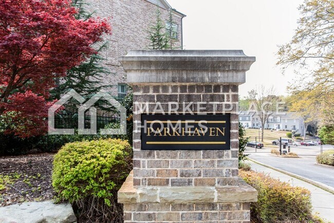 Building Photo - 3594 Parkhaven Pl