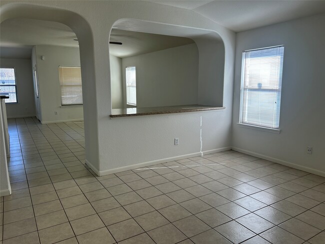 Building Photo - 5218 Meadow Canyon Dr