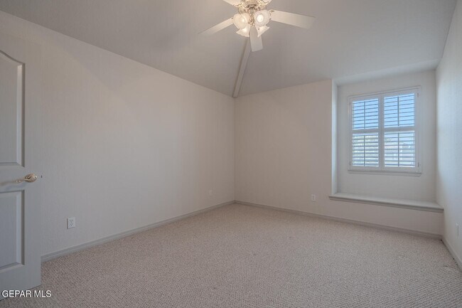 Building Photo - 2066 Paseo Del Prado Dr