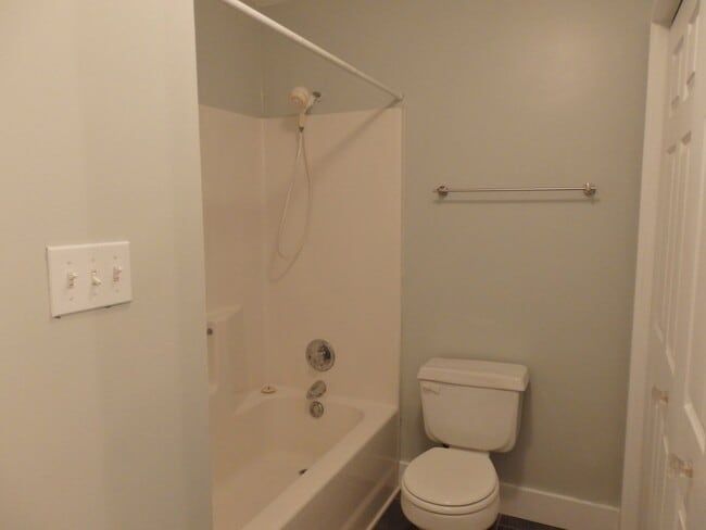 Building Photo - READY 07-15-26! Charming Rock Creek Ranch Home! Community Pool, Tennis Courts, & Playgrounds! Mus...