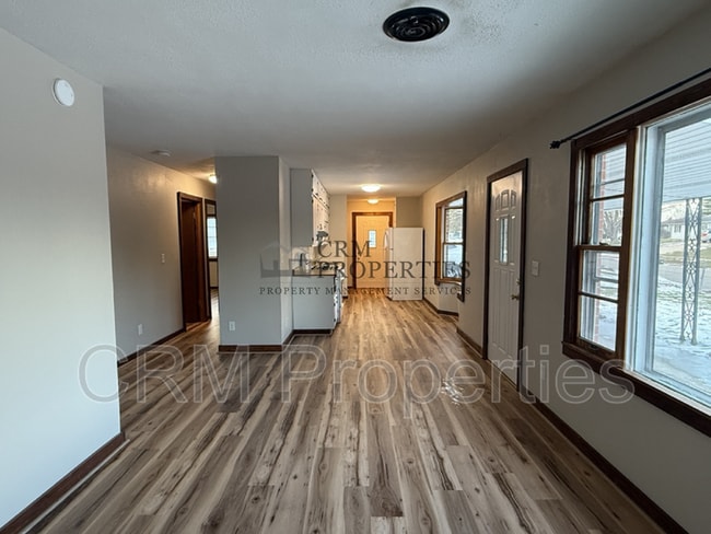 Building Photo - 805 Miami Blvd