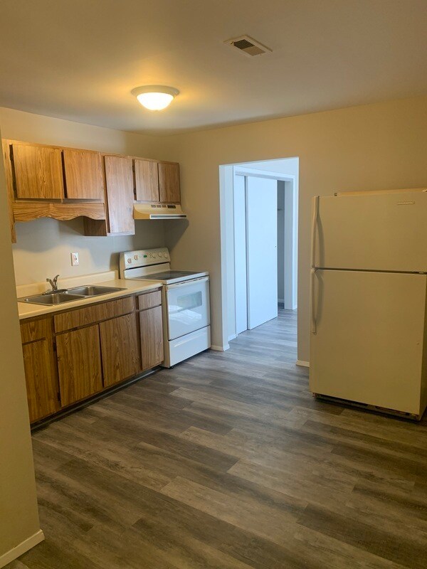 Building Photo - 790 Condit St