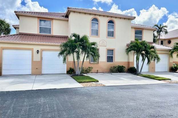 Building Photo - 15561 Bellamar Dr