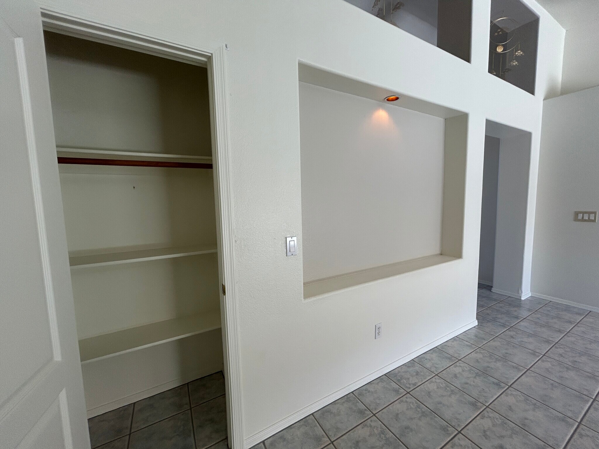 Building Photo - 4881 W Geronimo St