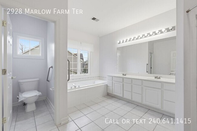 Building Photo - 2928 Marlow Farm Terrace