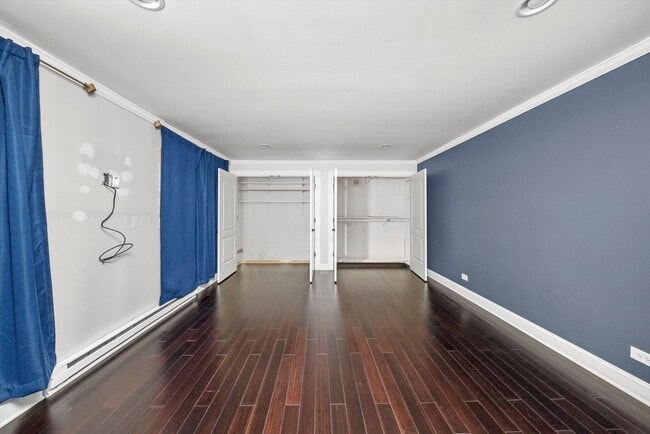 Building Photo - 4223 W 82nd St