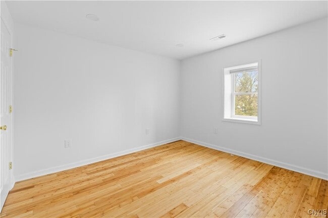 Building Photo - 238 Oriskany Blvd