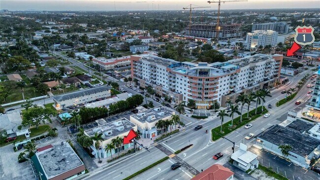 Building Photo - 200 E Dania Beach Blvd