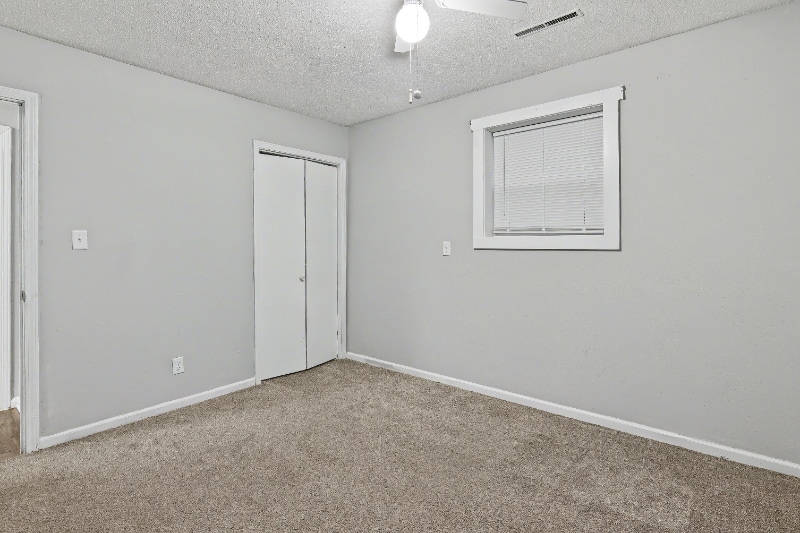 Building Photo - 600 S Missouri Ave