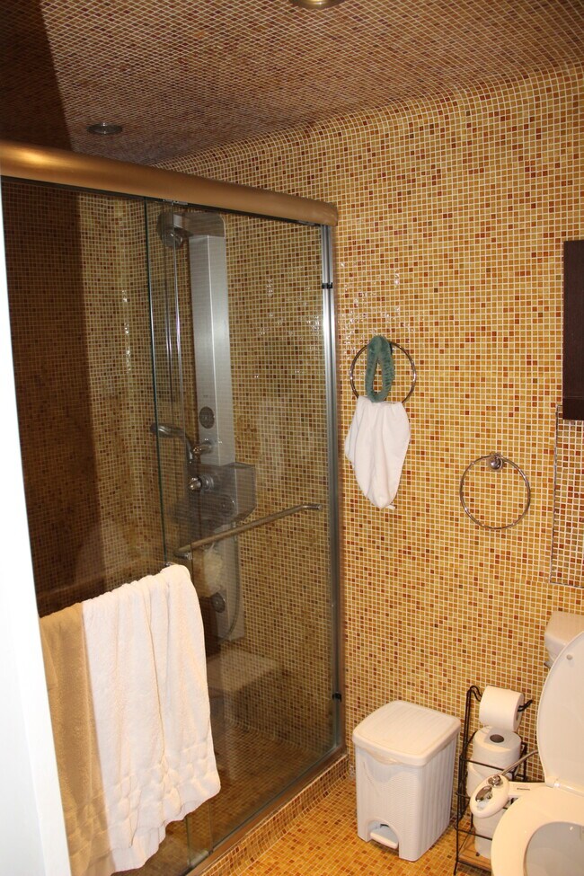 Master Bathroom - 1834 Brickell Ave