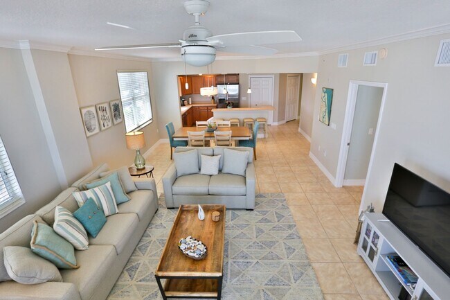 Building Photo - 3 Bedroom/ 2.5 Bath Oceanfront Condo, Blocks from Flagler Ave