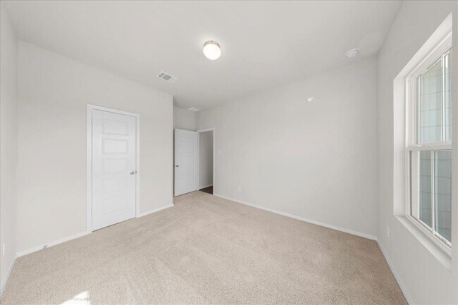 Building Photo - 211 Estallo Wy