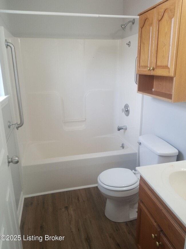 Building Photo - 737 Andra Dr